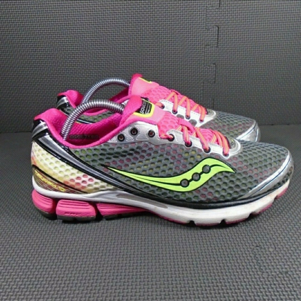 Womens Sz 10 Saucony Powergrid Triumph 10